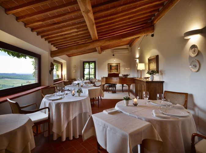 Ejoy the top class restaurant with elegant indoor and outdoor seating