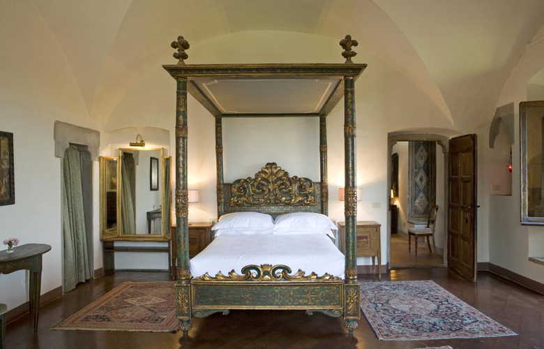 Hotel Torre di Bellosguardo - Camera matrimoniale dall'arredo sontuoso