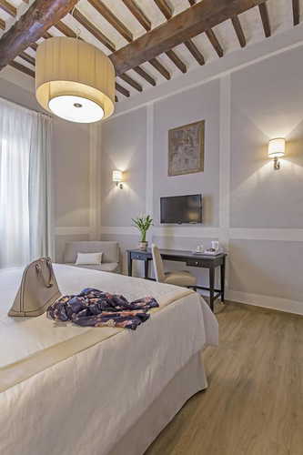 Antique furnishings at il Chiostro del Carmine