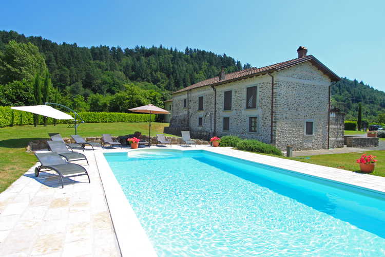 La Loggia Fiorita, villa con una meravigliosa piscina ed un panorama mozzafiato sul panorama circostante