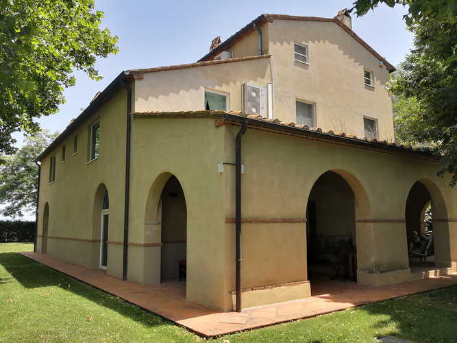 La Villa con gli Archi is set on three floors