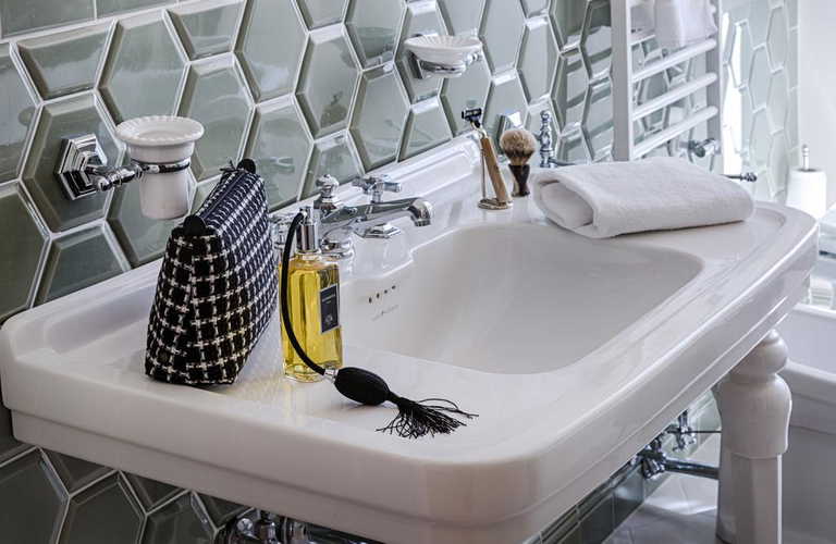 Palazzo Roselli Cecconi Hotel: Complimentary hostess kit & hairdryer