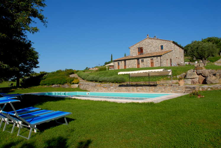 Podere Pietreta - Tuscan Farmhouse & Pool