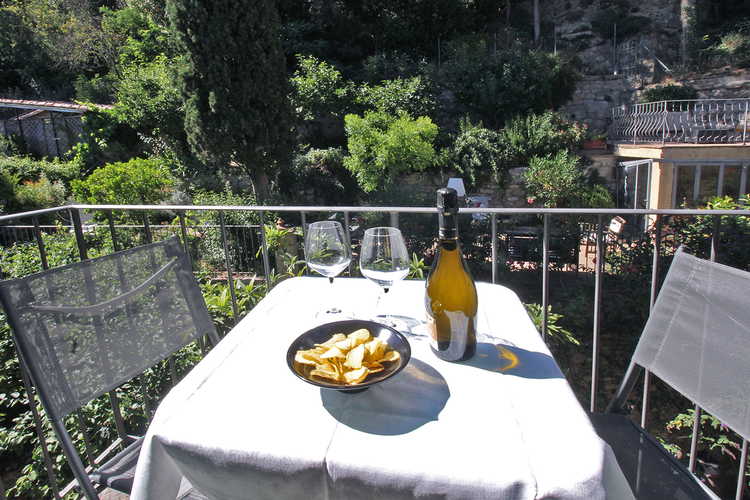 Vista di Montepulciano, grazioso borgo della Toscana meridionale
