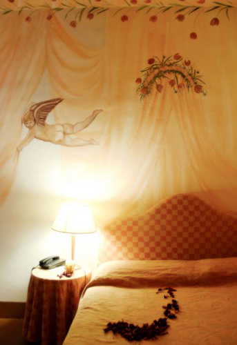 Beautifully decorated bedrooms with free wi fi at il Chiostro di Pienz