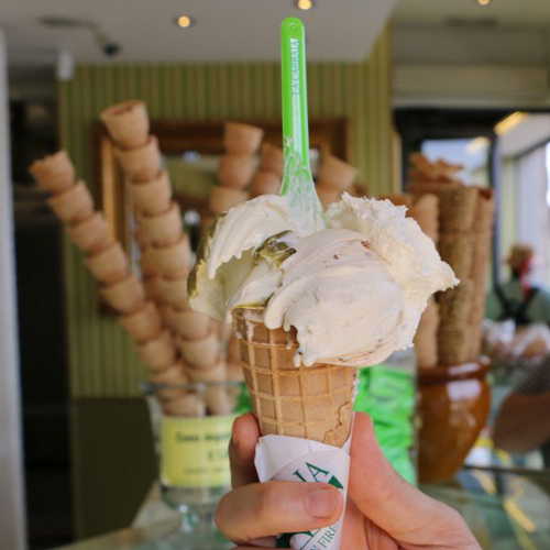 Alla sera, potrete fare una passeggiata in centro per un ottimo gelato