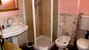 Tutte le camere hanno il bagno privato con doccia, wc, lavabo, bidet