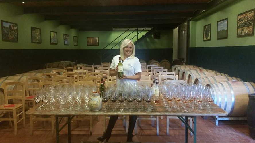 Reserve your wine tasting & table at the typical Tuscan restaurant