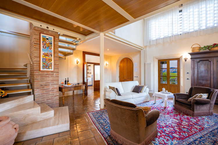 Lodging in Siena villa, living room