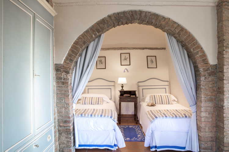 Choose to rent the villa or only B&B accommodations