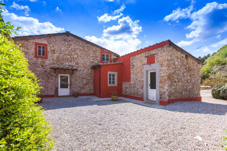 Ghiaia Holiday Villas & Homes: ubicata a due passi dalla città di Lucca Ghiaia Holiday Villas & Homes: ubicata a due passi dalla città di Lucca