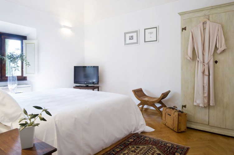 Villa I Barronci: All rooms have AC and a Flat screen TV