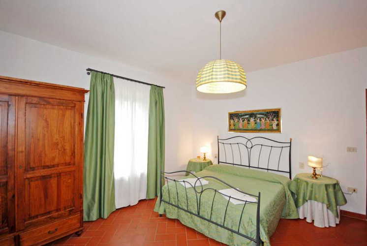 There are 7 double bedrooms at Villa i Leoni and one twin