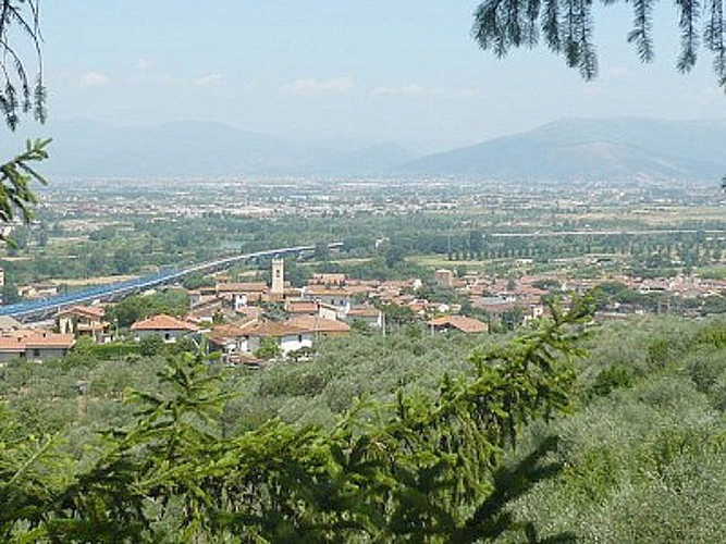 Enjoy panormaic views of Florence from your backyard at Villa Lysis
