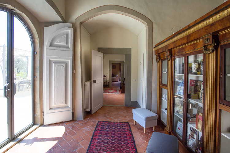 Villa Roveto: il corridoio che collega le camere da letto al soggiorno