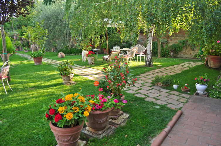 Il giardino Ã¨ il posto perfetto dove godere di un po' di relax