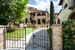 Wine Resort Fattoria Pogni, immersa nel bellissimo paesaggio che circonda Certaldo in Toscana