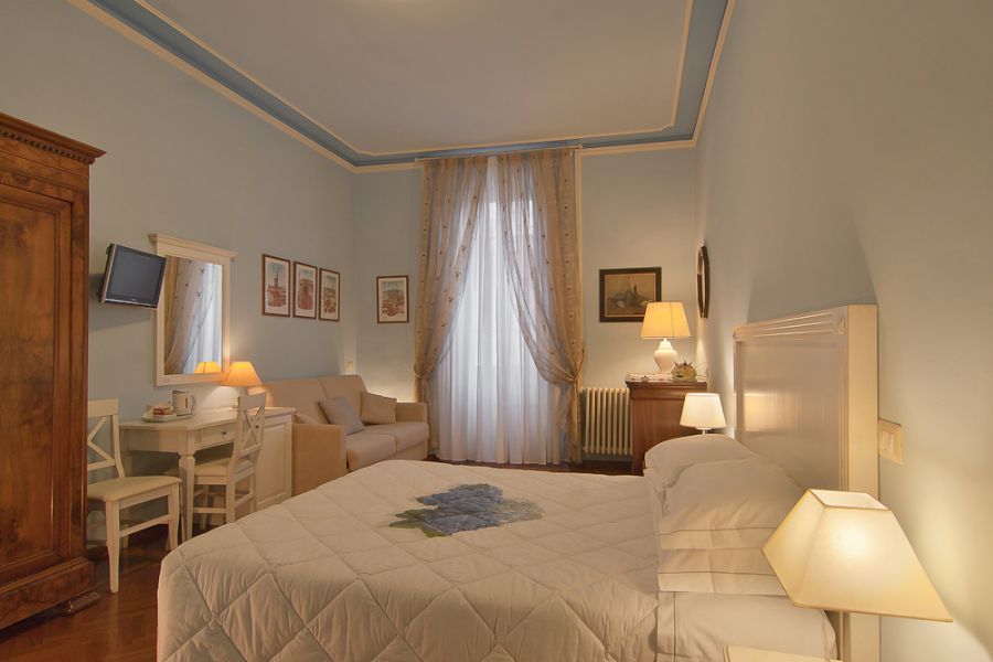 Bed & Breakfast In Florence Center:B&B Historical Center Florence,Italy