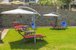 Casa Vacanze Le Fornaci: Tanning beds and shade umbrellas