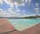 Castello Vicchiomaggio: l'esclusiva piscina panoramica a sfioro, un'esperienza sensoriale a 360° per godere delle meraviglie del Chianti...rilassandosi