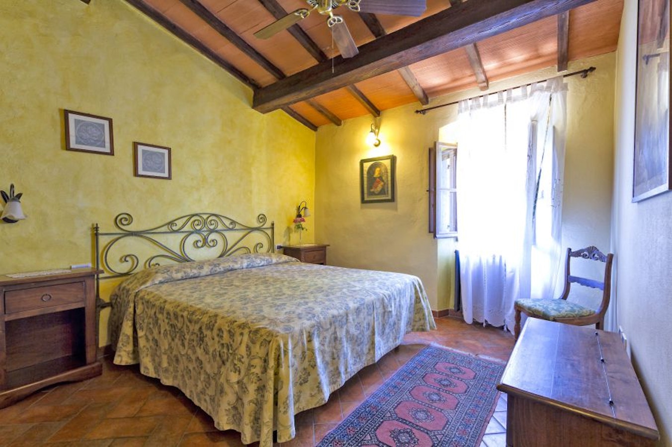 Farm Holidays in Montespertoli in Chianti: Apartments for Holiday ...